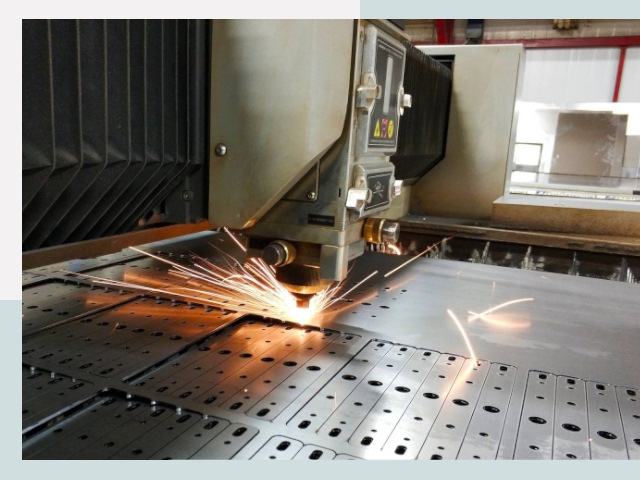Лазерная резка металла в Щекине от 618 руб.
